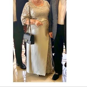 Teri John Rickie Freeman Lace Slit Underlay Gown